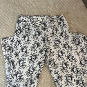 Floral Black and White Women chinos
